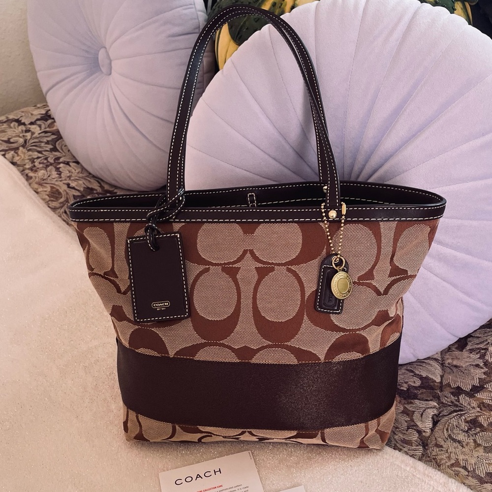 y2k Coach 2006 Signature Collection Jacquard Logo Fabric Tote Shoulder Bag ✨